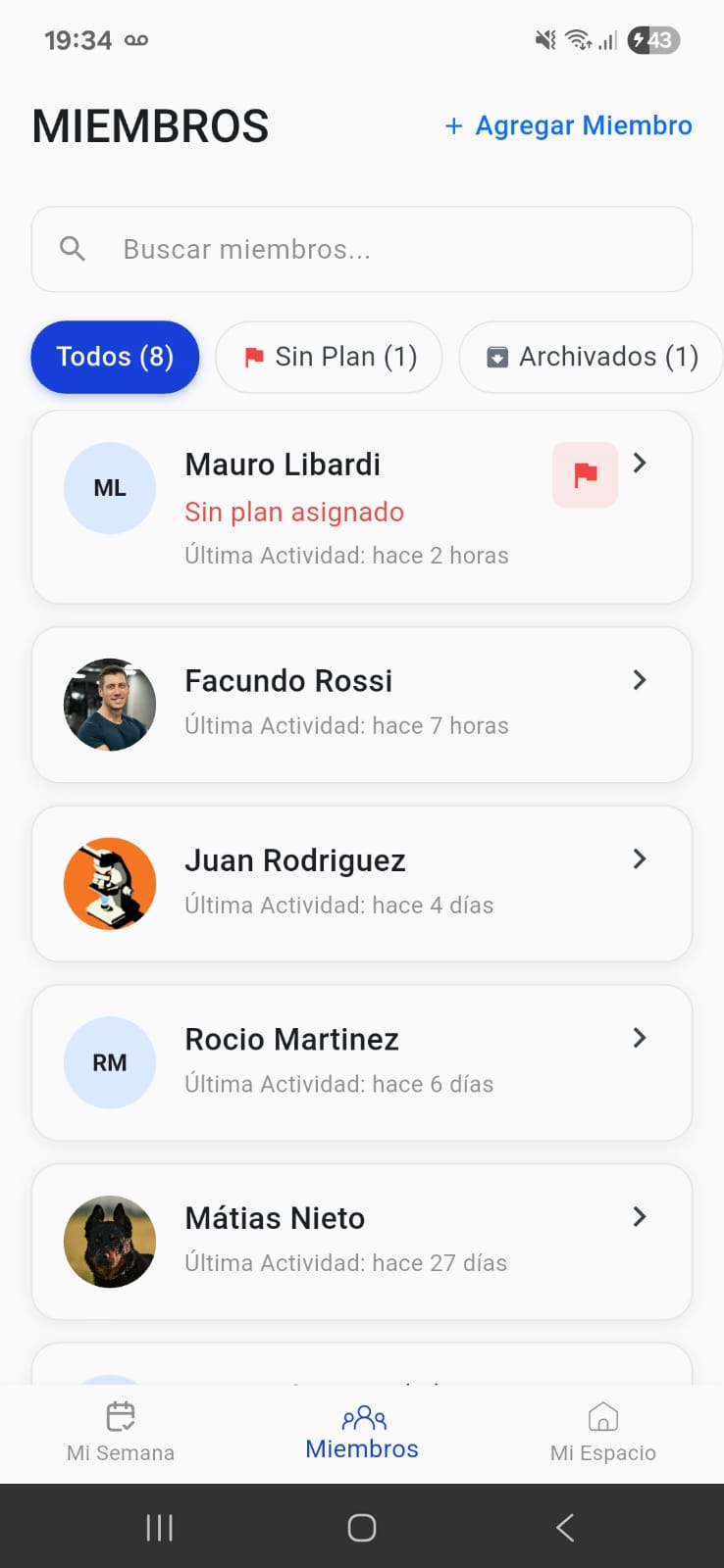 Listado de miembros en la app móvil